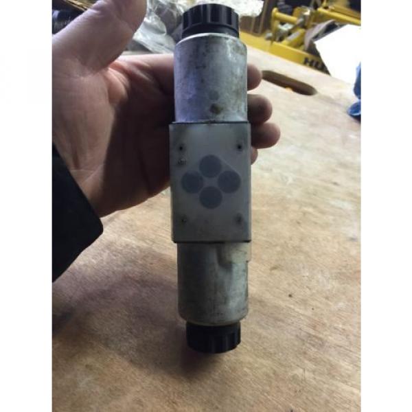 Rexroth Egypt Australia MNR R9780177750 4-Way Hydraulic Valve #5 image