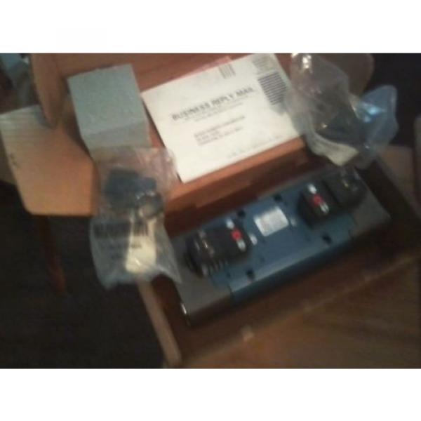 NEW Canada USA BOSCH REXROTH GS-040042-02626 5P 4-WAY 3POS 120V DOUBLE SOLENOID CERAM VALVE #5 image